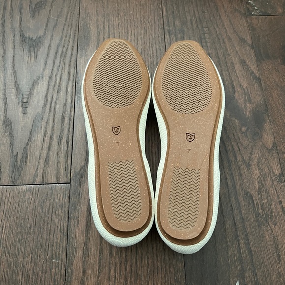 NIB Women’s Rothy’s The Petal Square in Love Bird 7 - Picture 7 of 8